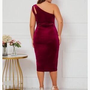 Size large one shoulder dress